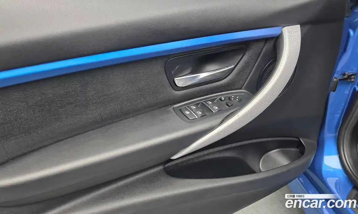 BMW 3 серия 2018 2.0 автомат (гидро), фото 14