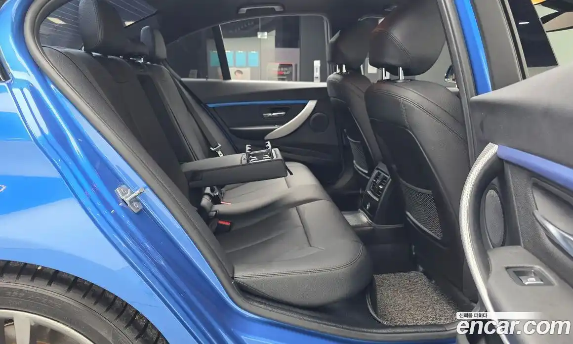 BMW 3 серия 2018 2.0 автомат (гидро), фото 18