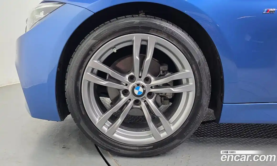 BMW 3 серия 2018 2.0 автомат (гидро), фото 5