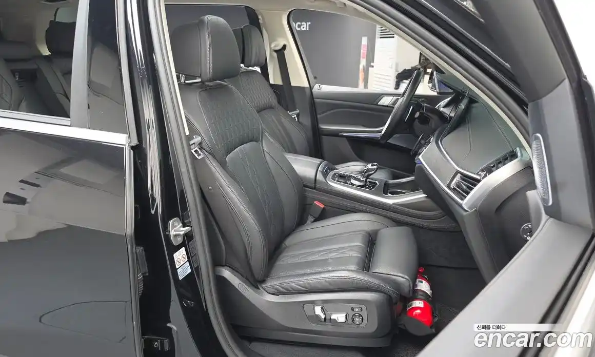 BMW X7 2020 3.0 автомат (гидро), фото 12