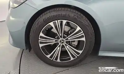 Mercedes-Benz E-Class 2025 2.0 гидро, миниатюра 5