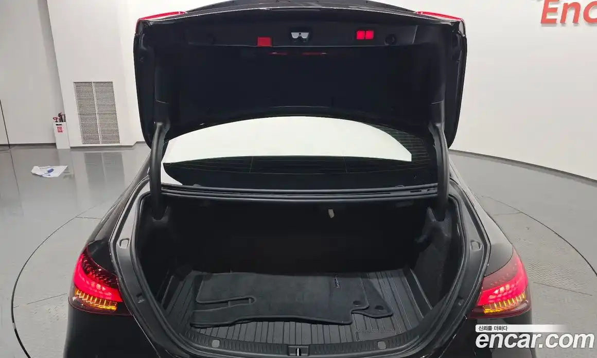 Mercedes-Benz E-Class 2022 2.0 гидро, фото 26
