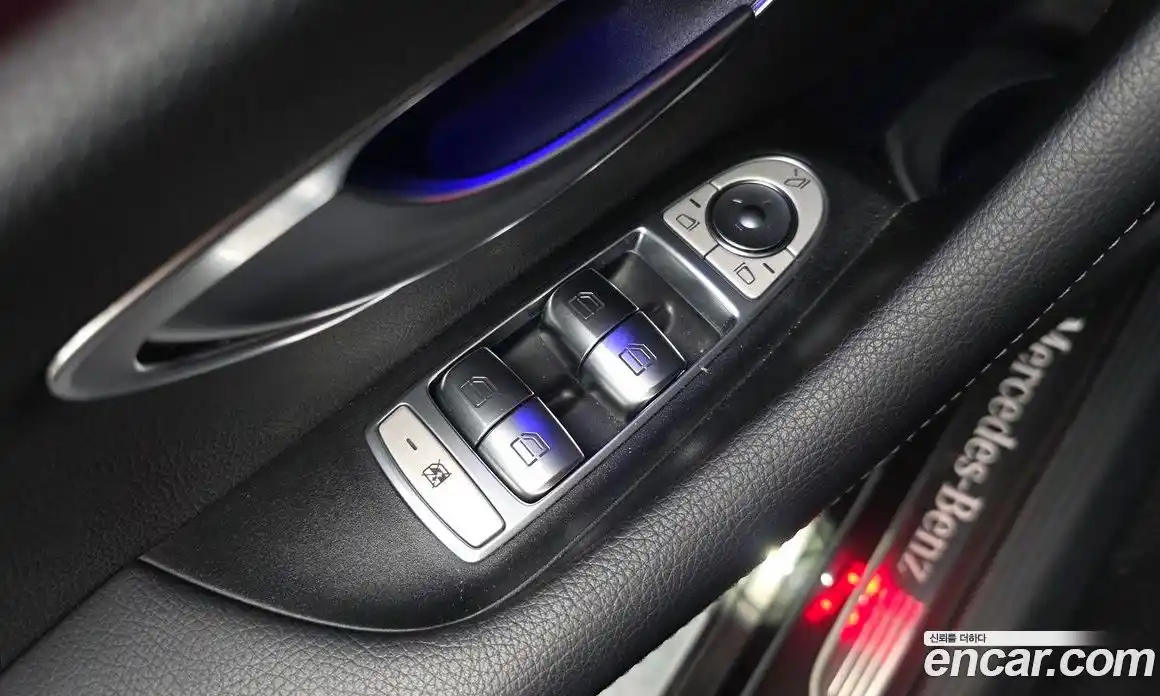 Mercedes-Benz E-Class 2022 2.0 гидро, фото 28