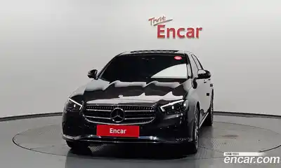 Mercedes-Benz E-Class 2022 2.0 гидро, миниатюра 3