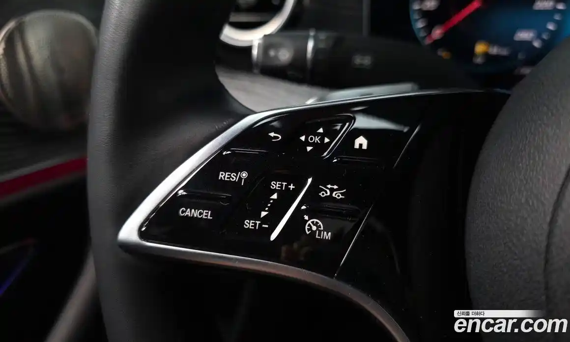 Mercedes-Benz E-Class 2022 2.0 гидро, фото 33