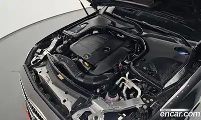 Mercedes-Benz E-Class 2022 2.0 гидро, миниатюра 6