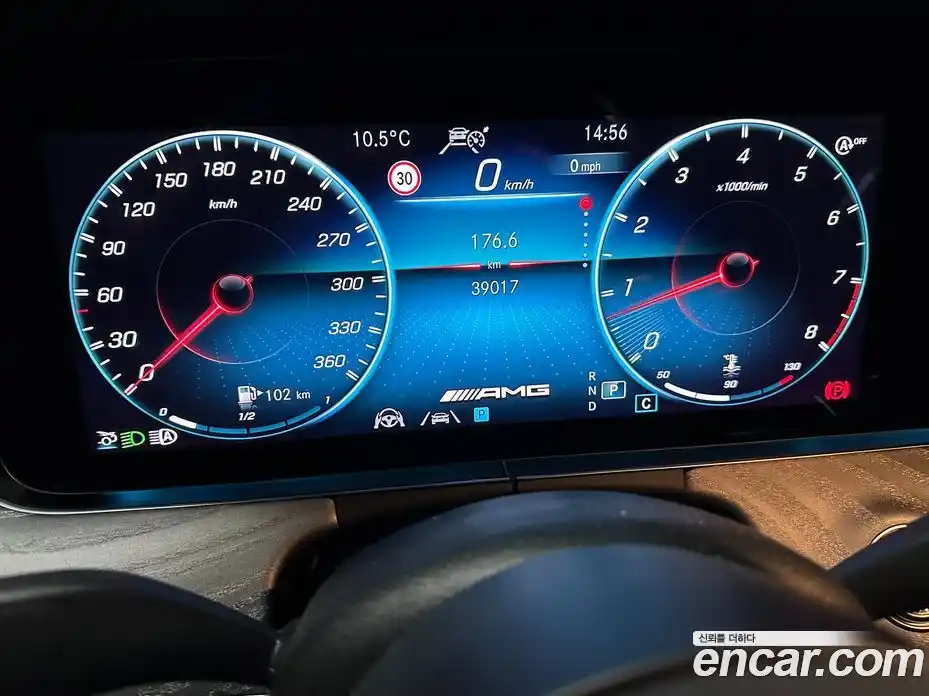 Mercedes-Benz AMG GT 2023 4.0 гидро, фото 8