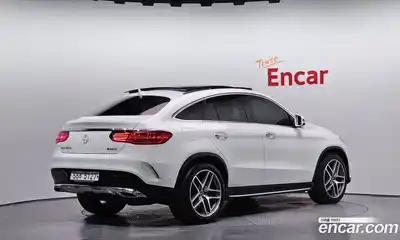 Mercedes-Benz GLE-Class 2018 3.0 гидро, миниатюра 2