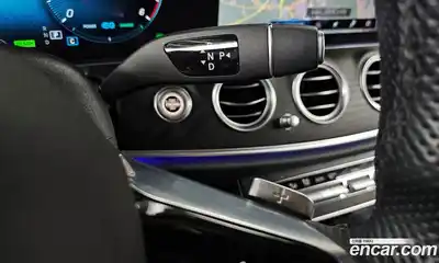 Mercedes-Benz E-Class 2022 1.9 гидро, миниатюра 11