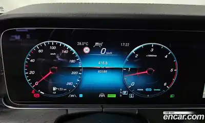 Mercedes-Benz E-Class 2022 1.9 гидро, миниатюра 10