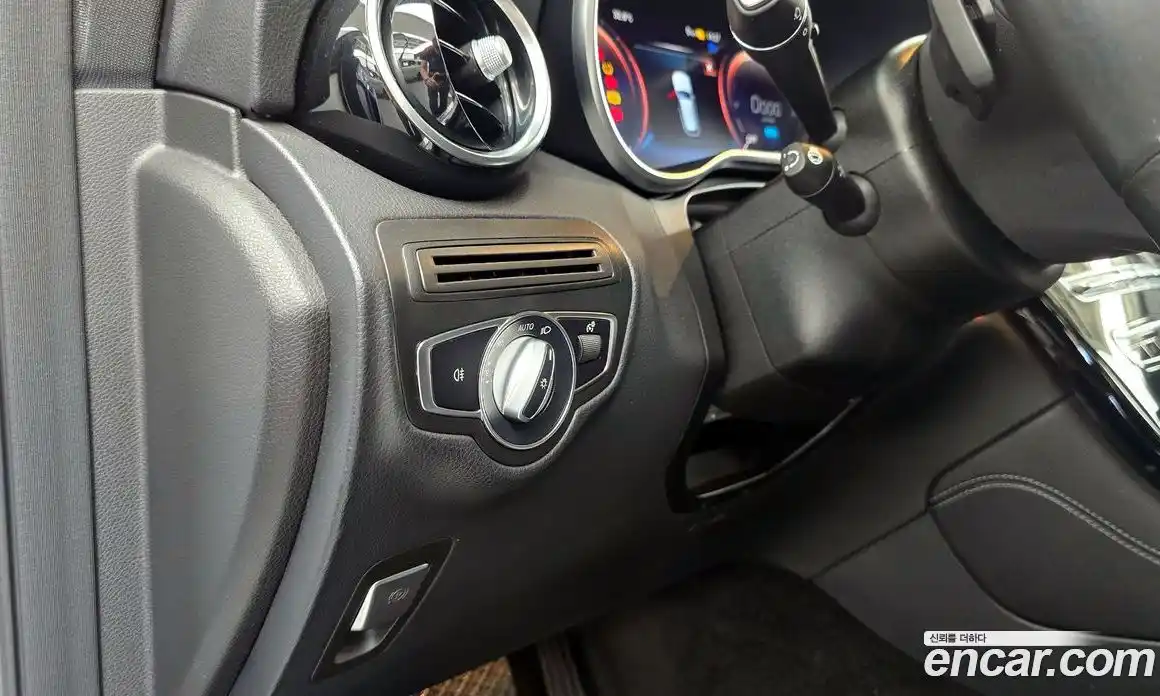 Mercedes-Benz GLC-Class 2020 2.0 автомат (гидро), фото 23
