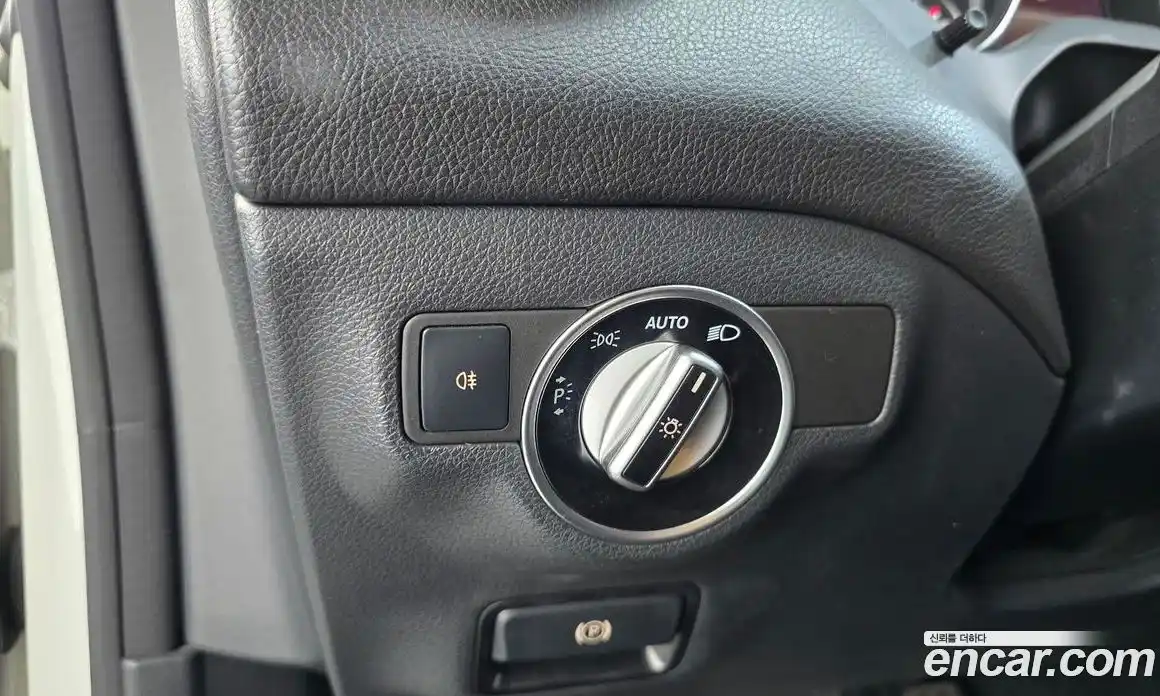 Mercedes-Benz CLA-Class 2017 2.0 гидро, фото 19 Mercedes-Benz CLA-Class 2017 2.0 гидро, фото 19