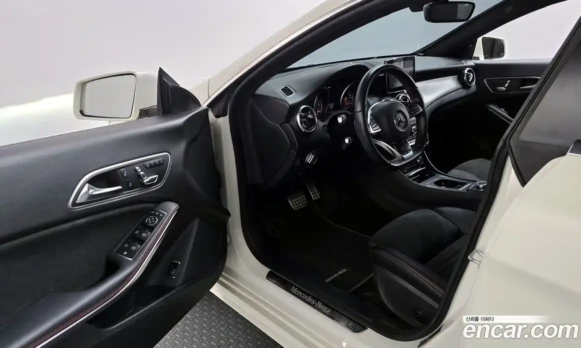 Mercedes-Benz CLA-Class 2017 2.0 гидро, фото 10 Mercedes-Benz CLA-Class 2017 2.0 гидро, фото 10