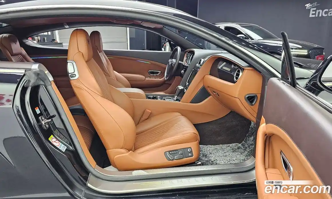Bentley Continental 2015 4.0 гидро, фото 11