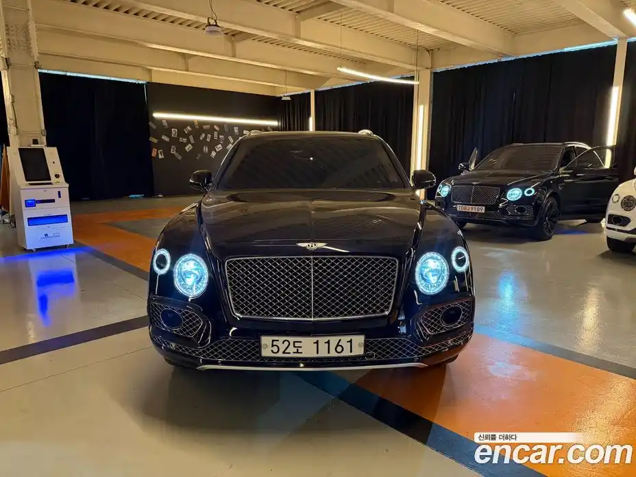 Bentley Bentayga 2018 6.0 гидро, фото 5