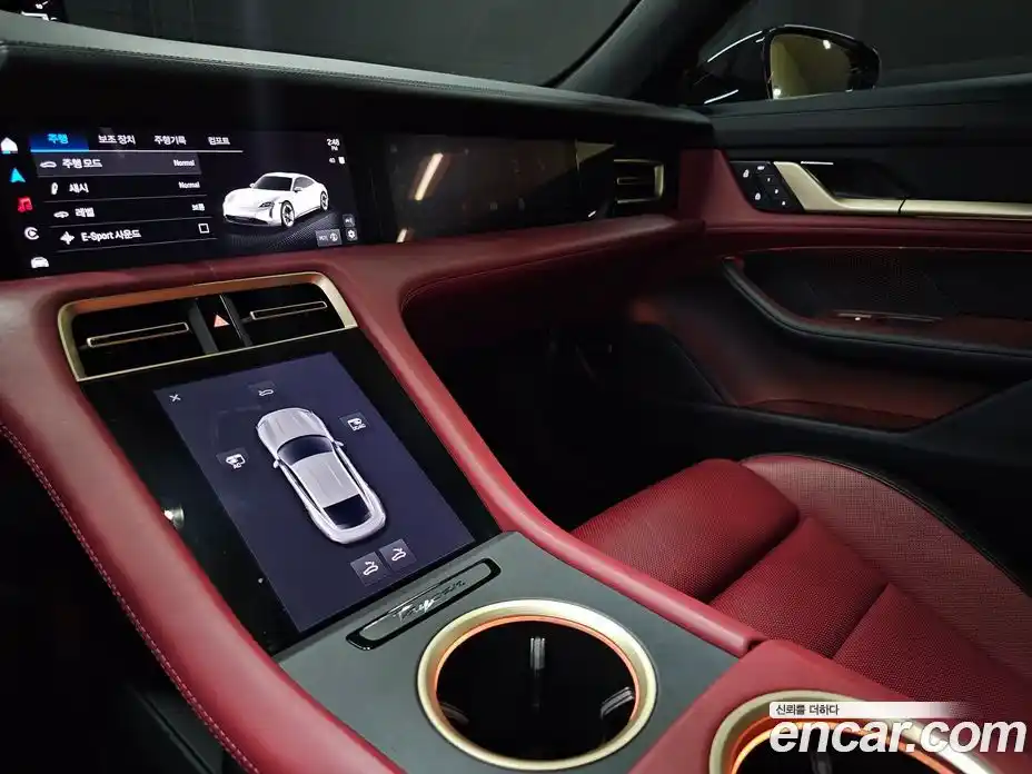 Porsche Taycan 2025 0.1 автомат (гидро), фото 14