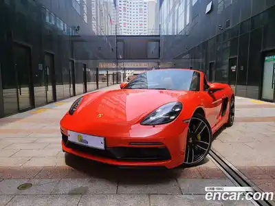 Porsche 718, 2021, 67 300 км