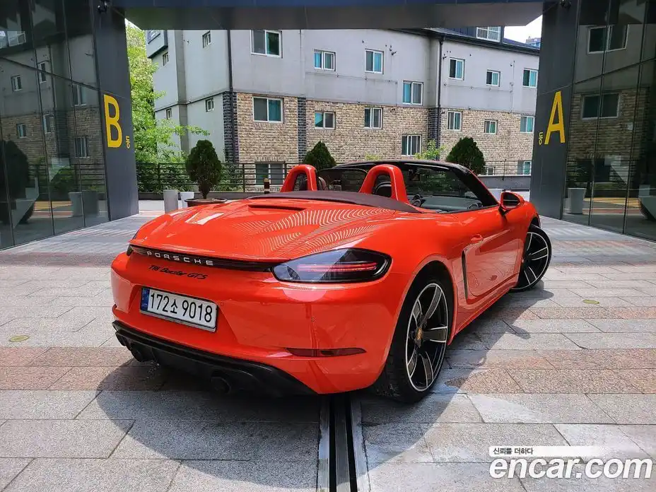 Porsche 718 2021 4.0 автомат (гидро), фото 3