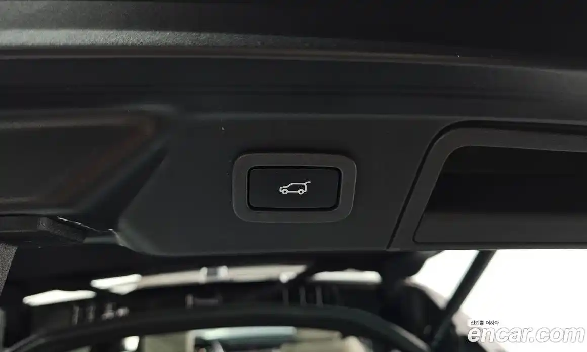 Land Rover Range Rover Velar 2018 3.0 автомат (гидро), фото 30