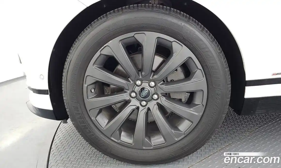 Land Rover Range Rover Velar 2018 3.0 автомат (гидро), фото 5