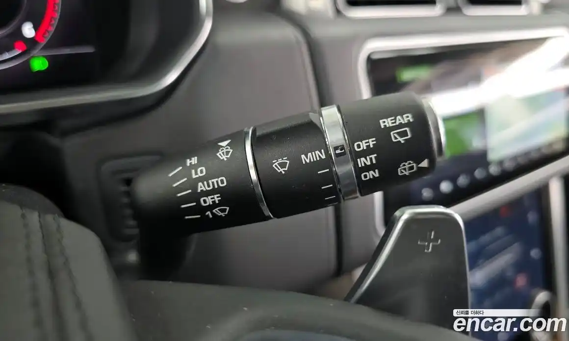 Land Rover Range Rover 2020 4.4 автомат (гидро), фото 17