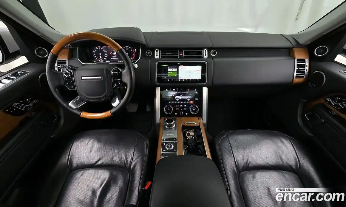 Land Rover Range Rover 2020 4.4 автомат (гидро), фото 7