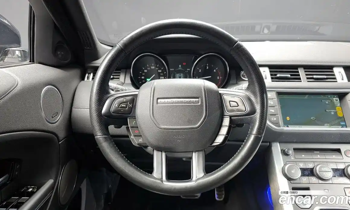 Land Rover Range Rover Evoque 2016 2.0 автомат (гидро), фото 12