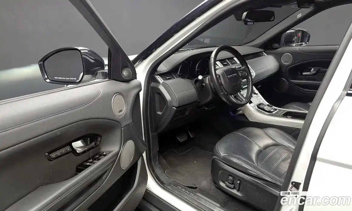 Land Rover Range Rover Evoque 2016 2.0 автомат (гидро), фото 10