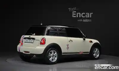 Mini Cooper 2012 2.0 автомат (гидро), миниатюра 2