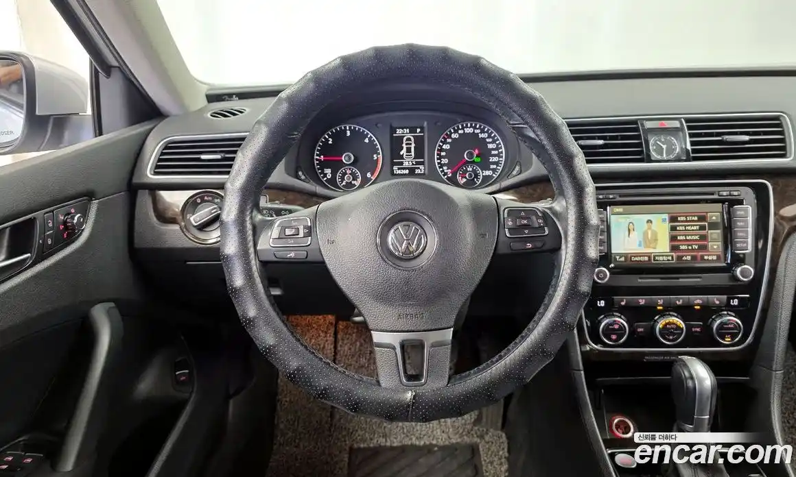 Volkswagen Passat 2015 2.0 автомат (гидро), фото 13