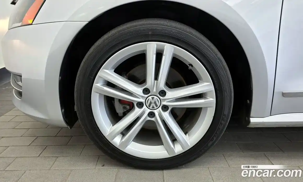 Volkswagen Passat 2015 2.0 автомат (гидро), фото 5