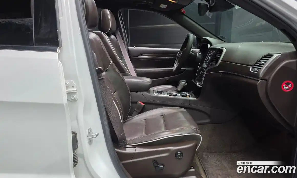 Jeep Cherokee 2017 3.6 автомат (гидро), фото 11