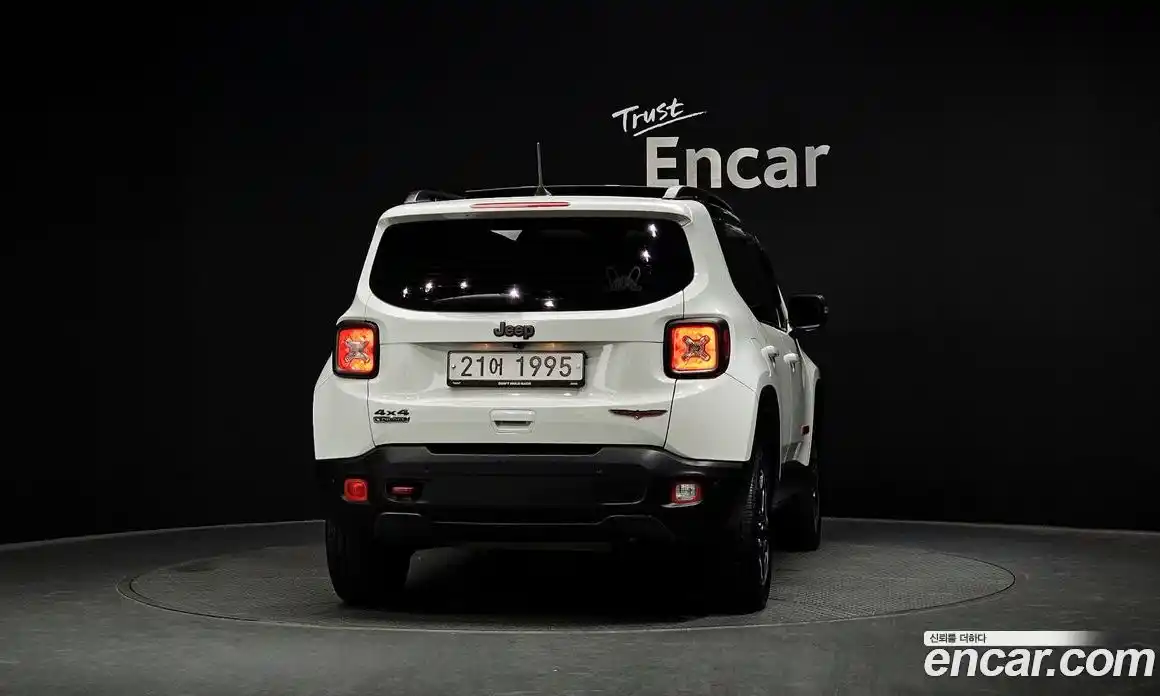 Jeep Renegade 2018 2.0 автомат (гидро), фото 4