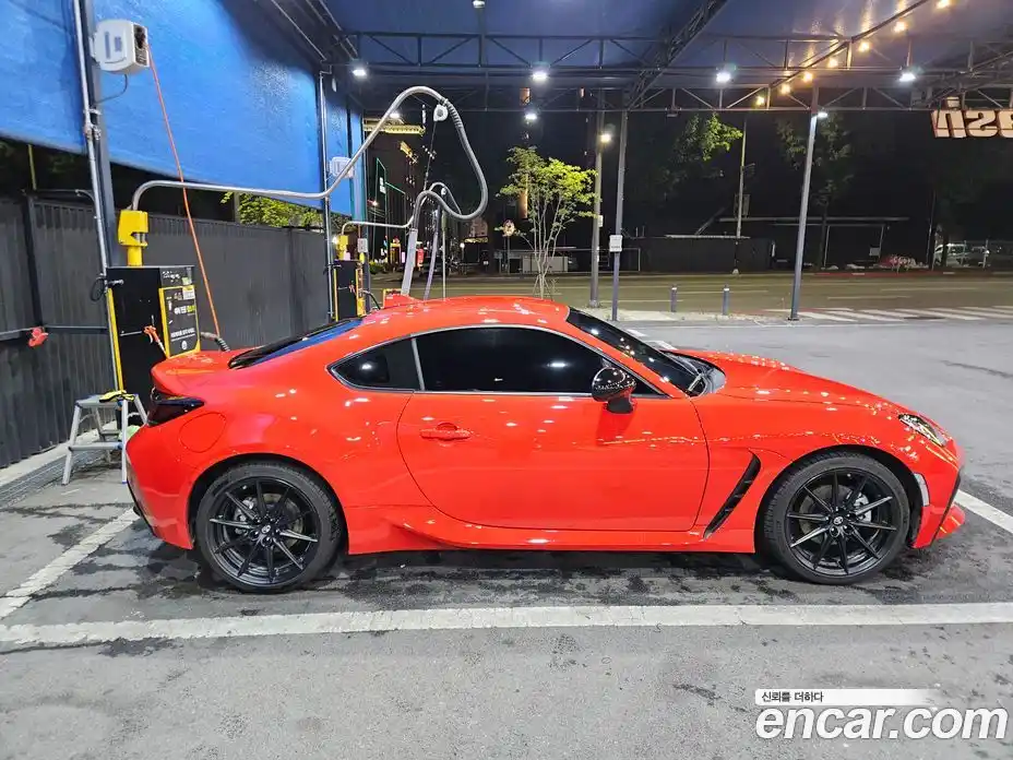 Toyota 86 2024 2.4 механика, фото 2