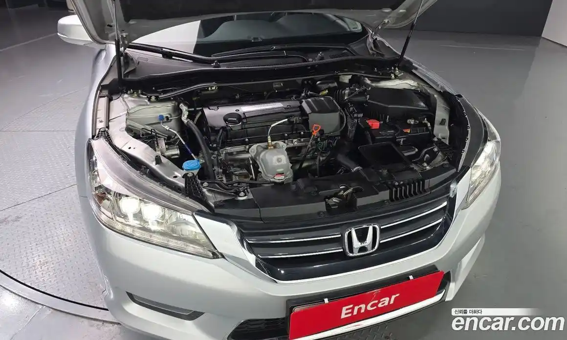 Honda Accord 2015 2.4 автомат (гидро), фото 6