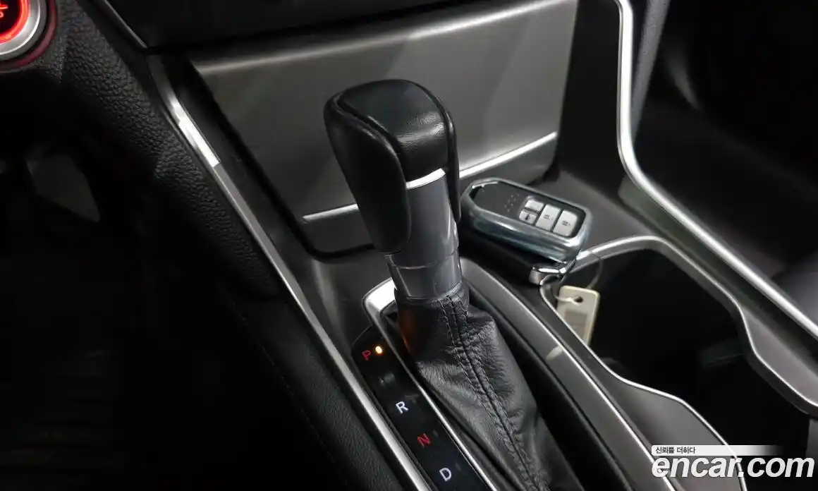 Honda Accord 2019 1.5 автомат (гидро), фото 9