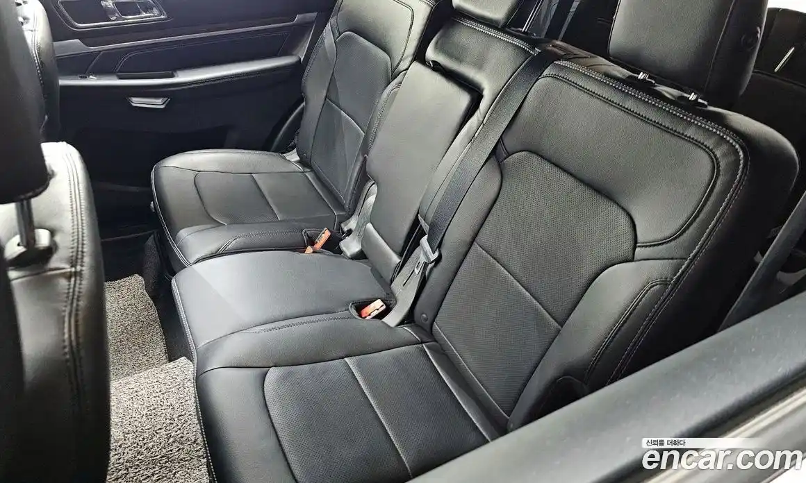 Ford Explorer 2019 2.3 автомат (гидро), фото 28