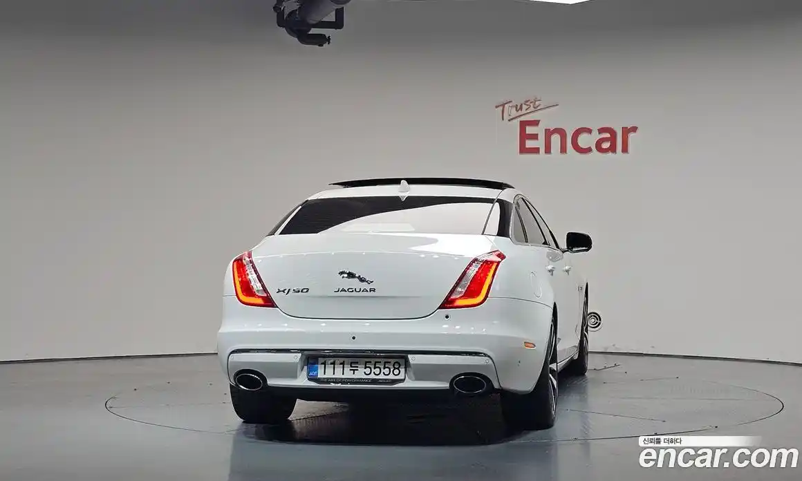 Jaguar XJ 2019 3.0 гидро, фото 3