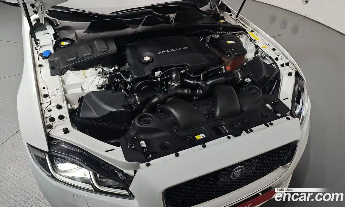 Jaguar XJ 2019 3.0 гидро, фото 5