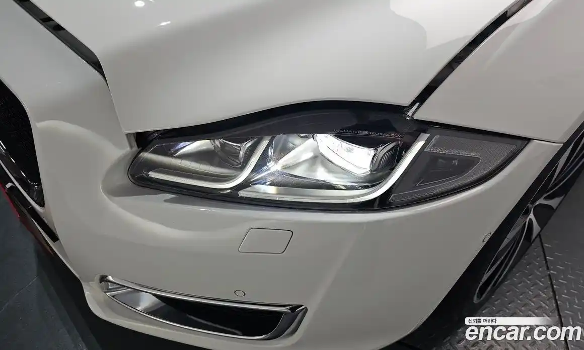 Jaguar XJ 2019 3.0 гидро, фото 7