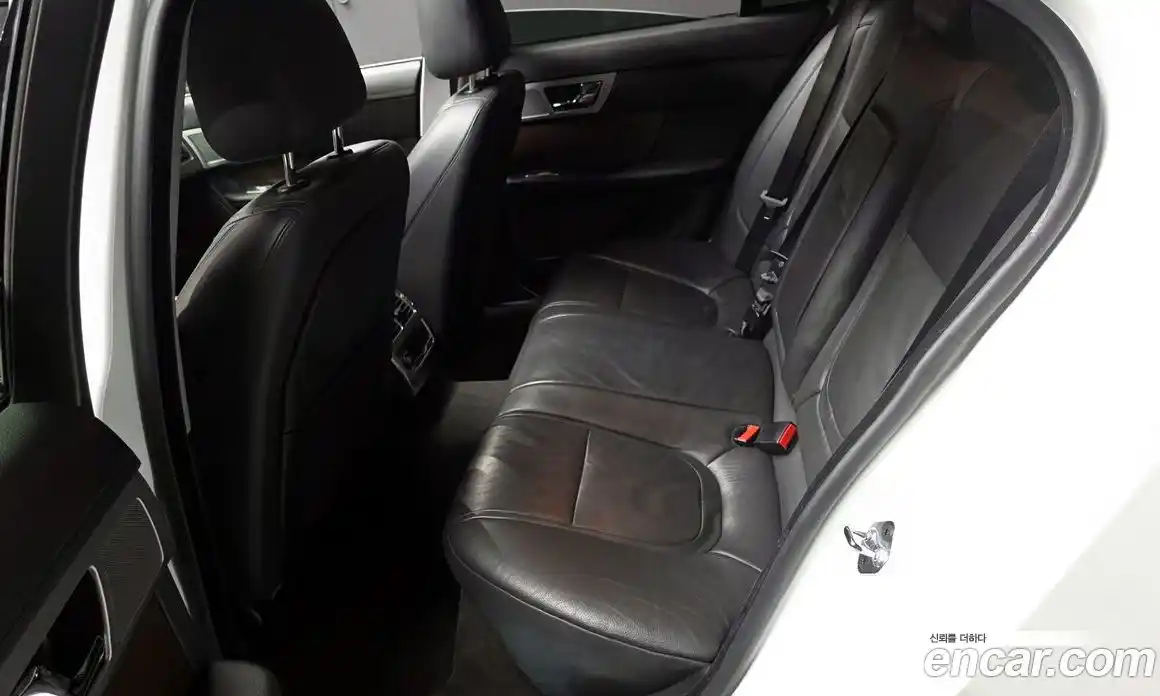 Jaguar XF 2015 2.0 гидро, фото 11