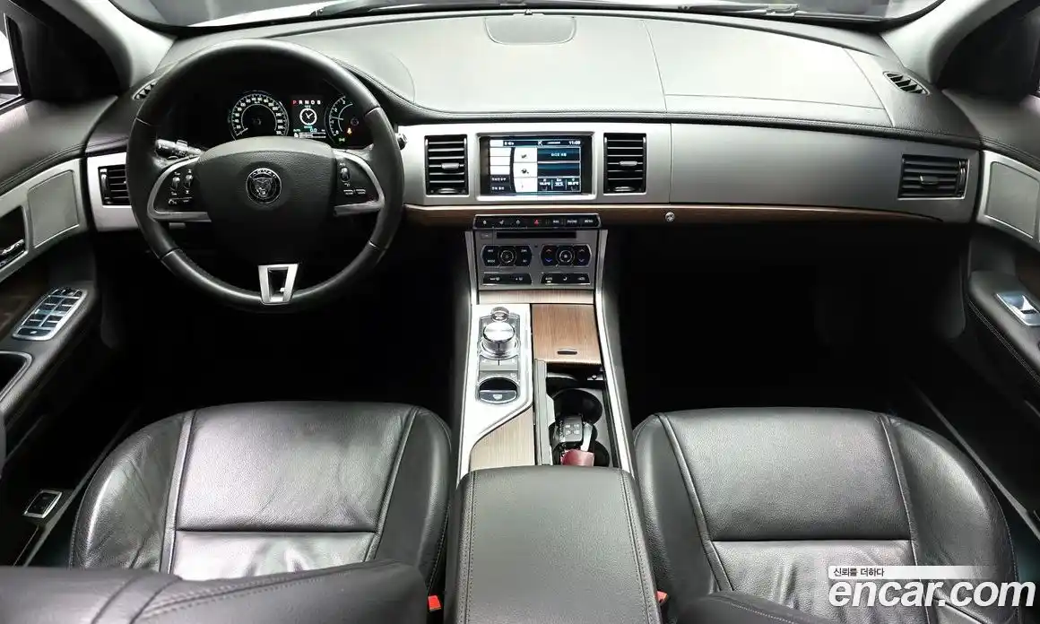 Jaguar XF 2015 2.0 гидро, фото 7