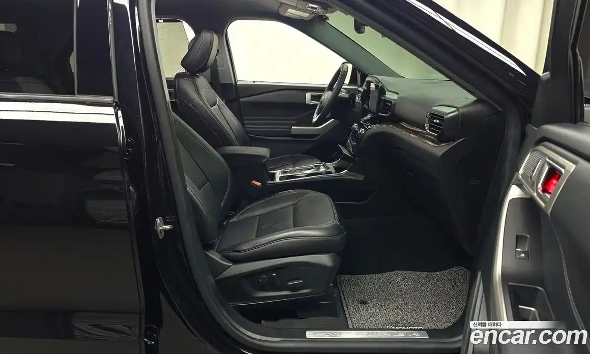 Ford Explorer 2023 2.3 автомат (гидро), фото 12