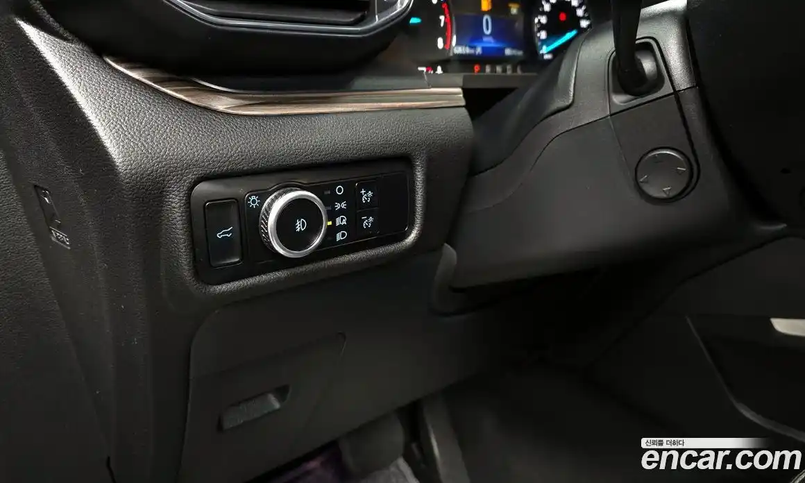 Ford Explorer 2023 2.3 автомат (гидро), фото 17