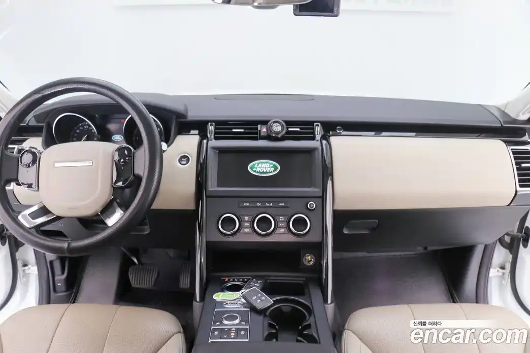 Land Rover Discovery 2019 3.0 автомат (гидро), фото 5