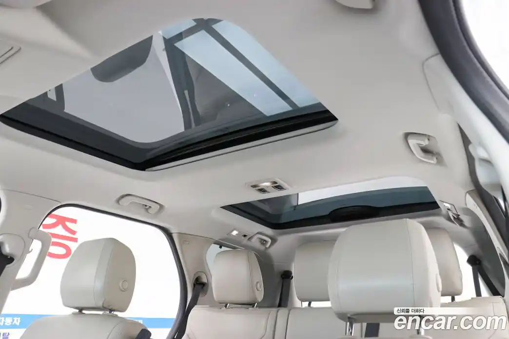 Land Rover Discovery 2019 3.0 автомат (гидро), фото 6