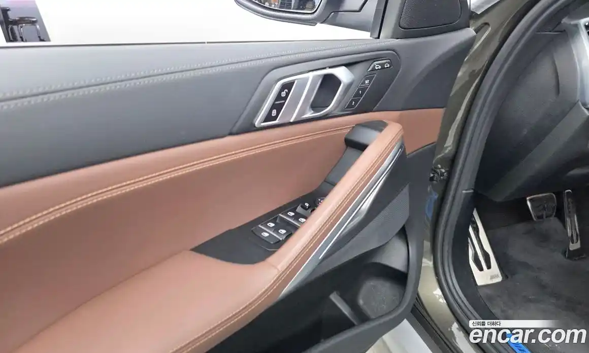 BMW X6 2022 3.0 автомат (гидро), фото 35