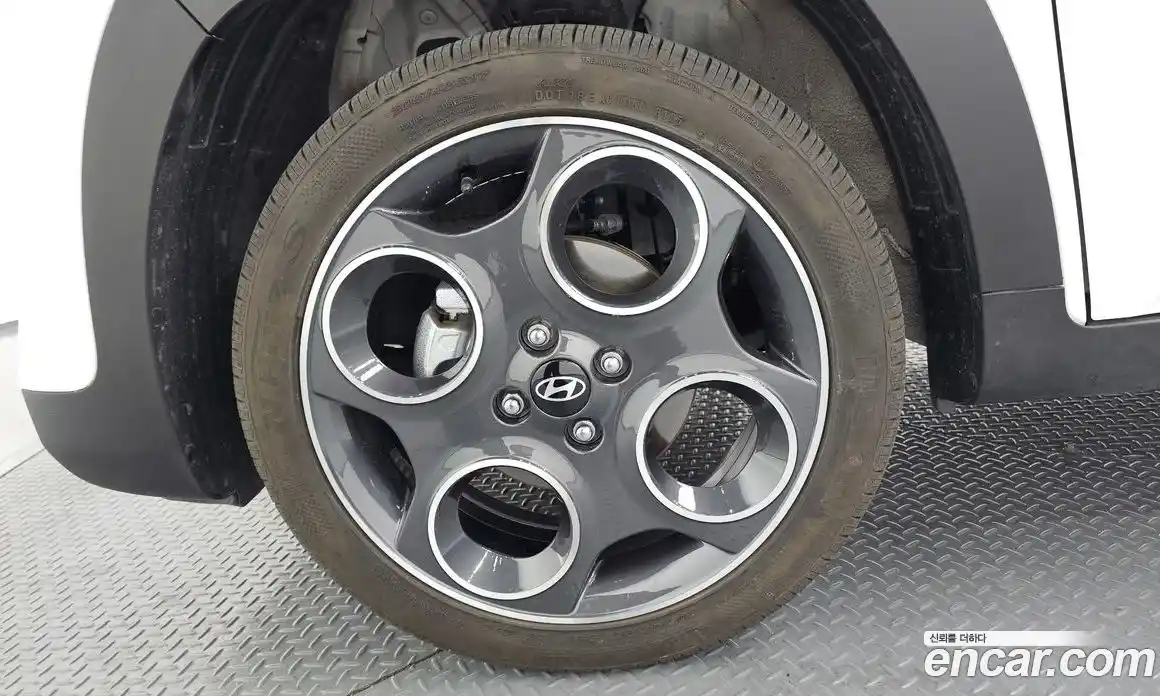 Hyundai Casper 2025 1.0 автомат (гидро), фото 4