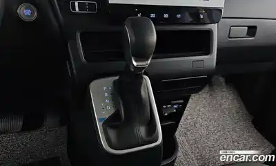 Hyundai Staria 2023 2.2 автомат (гидро), миниатюра 12