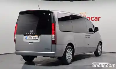 Hyundai Staria 2023 2.2 автомат (гидро), миниатюра 2